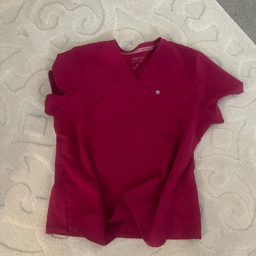 Fabletics scrub set - Picture 3 of 4
